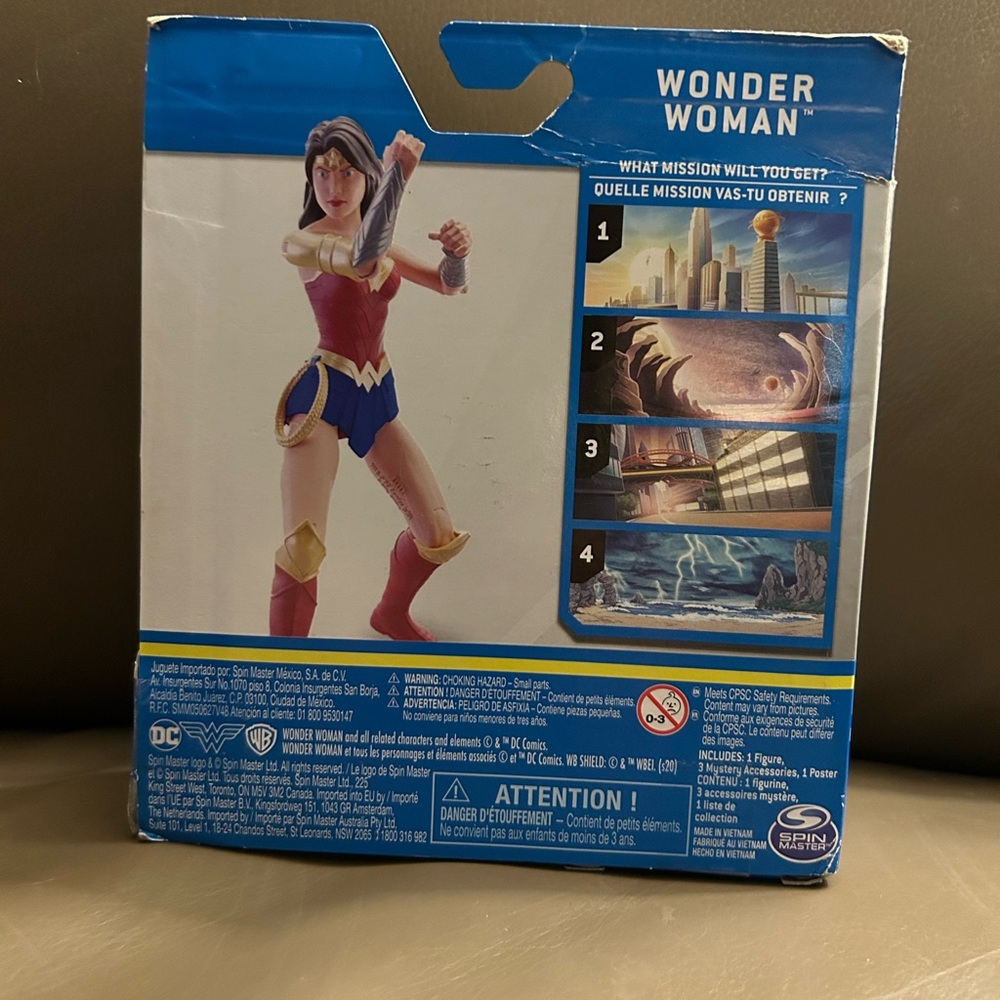 *Rare/Collectable* DC Wonder Woman Figure with Mystery Accessories 4”inches - Picture 6 of 11